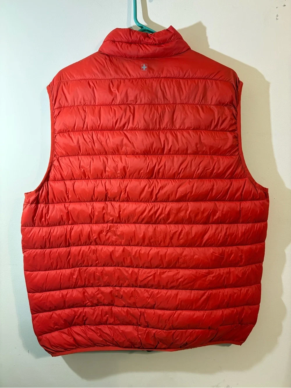 Swiss Tech puffer vest Mens XL orange lightweight water-resist snap pockets